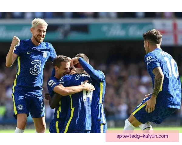 奥布拉克家庭生活曝光，私人生活引发球迷关注与讨论